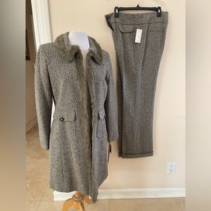 New, 2pc "Signature by Larry Levine" Suit